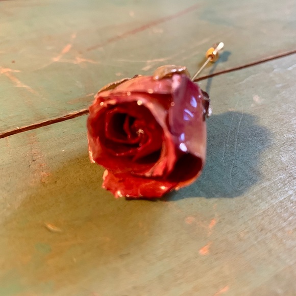🌹Vintage Natural Preserved Rose Flower Stick Pin Brooch - Gorgeous🌹 - Picture 5 of 10